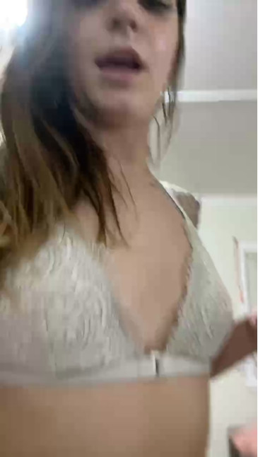 Featherkitty  23-11-2020 bigbutt Female