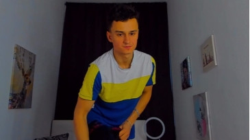 Orlando__Bloom  23-11-2020 video Flash feet