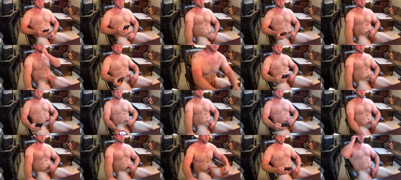 Rascalroger36  24-11-2020 Male Topless