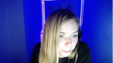 Blonde_Andcute 25-11-2020 Topless 
