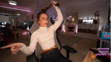 Hannahjames710  29-11-2020 teaser Female