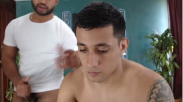 Straigthguysfun  29-11-2020 video kissing