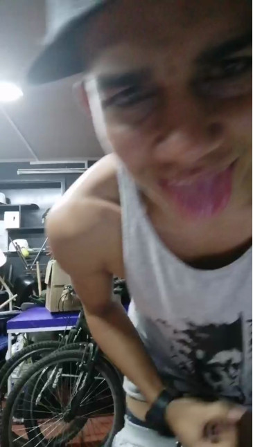 1Spit_KingPig  30-11-2020 Recorded Video XXX