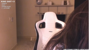 Clara_Chan  30-11-2020 flirt Female