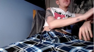 Joshrhodes8  30-11-2020 video playfull