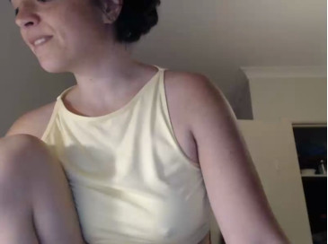 melaniebiche  01-12-2020 naughty Female