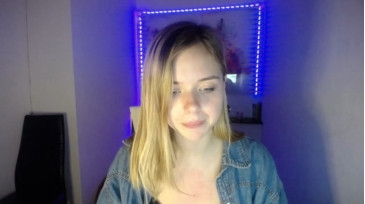 Blonde_Andcute 03-12-2020 XXX 