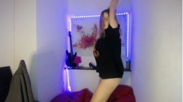 Blonde_Andcute 04-12-2020 Download 