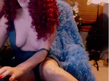 0ilaiza 06-12-2020 Topless 