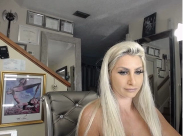 adrianna_fox 06-12-2020 Show 