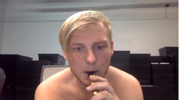 Moose_1990  06-12-2020 video show hot