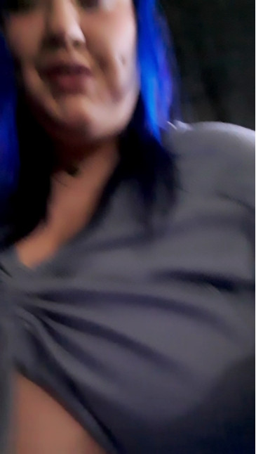 NikkiLaGata