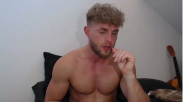 Surfsupdude88  05-12-2020 video tongue