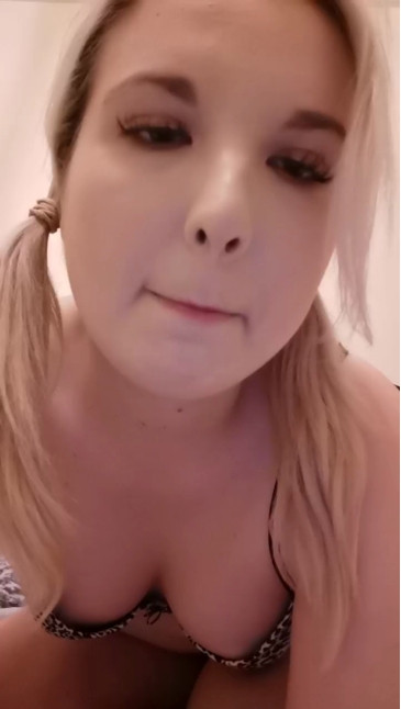 dee_goldie 07-12-2020 Nude 
