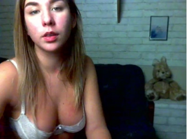 JuliaEstin
