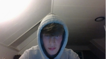 Larsie_Nl  09-12-2020 video shaved