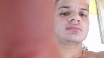 hugo_19cm  14-12-2020 video topless