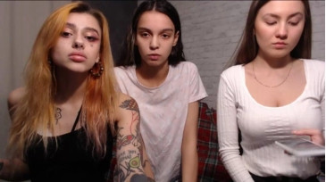Roshelle_Xxx  18-12-2020 plug in Couple