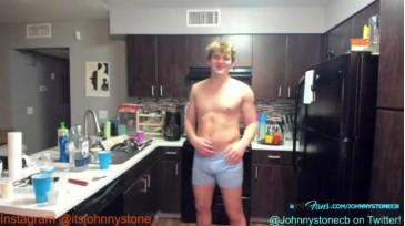 Thejohnnystone  21-12-2020 video kiss