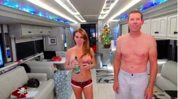 Dddtraveler  22-12-2020 spanking Couple
