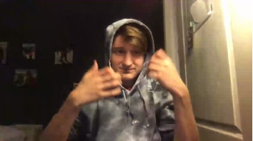 Tylergg6767  22-12-2020 video kissing