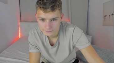 Antoni_Delvin  25-12-2020 video suckfeet