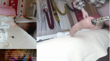 DianaBush 29-12-2020 Topless 