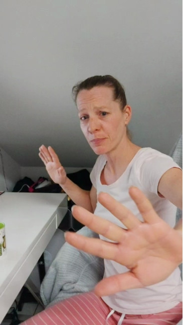 BlueEye_Girl  30-12-2020 stepmom Female