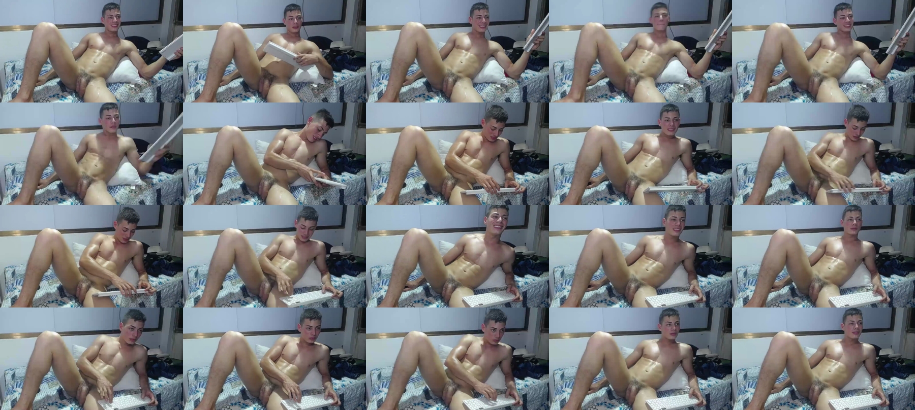 Nick_Zackk  06-08-2021 Male Nude