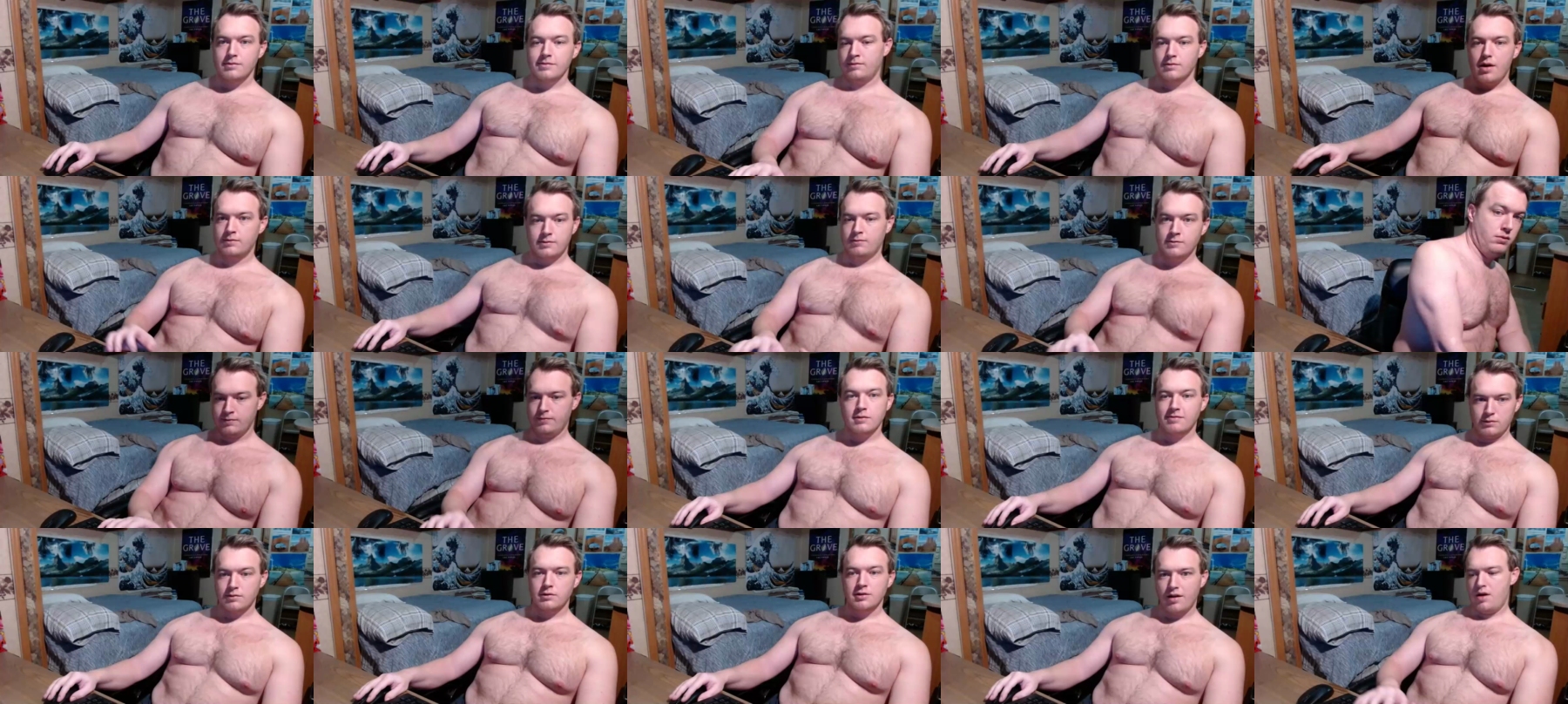 Laptoptwenty  07-11-2021 Male Topless