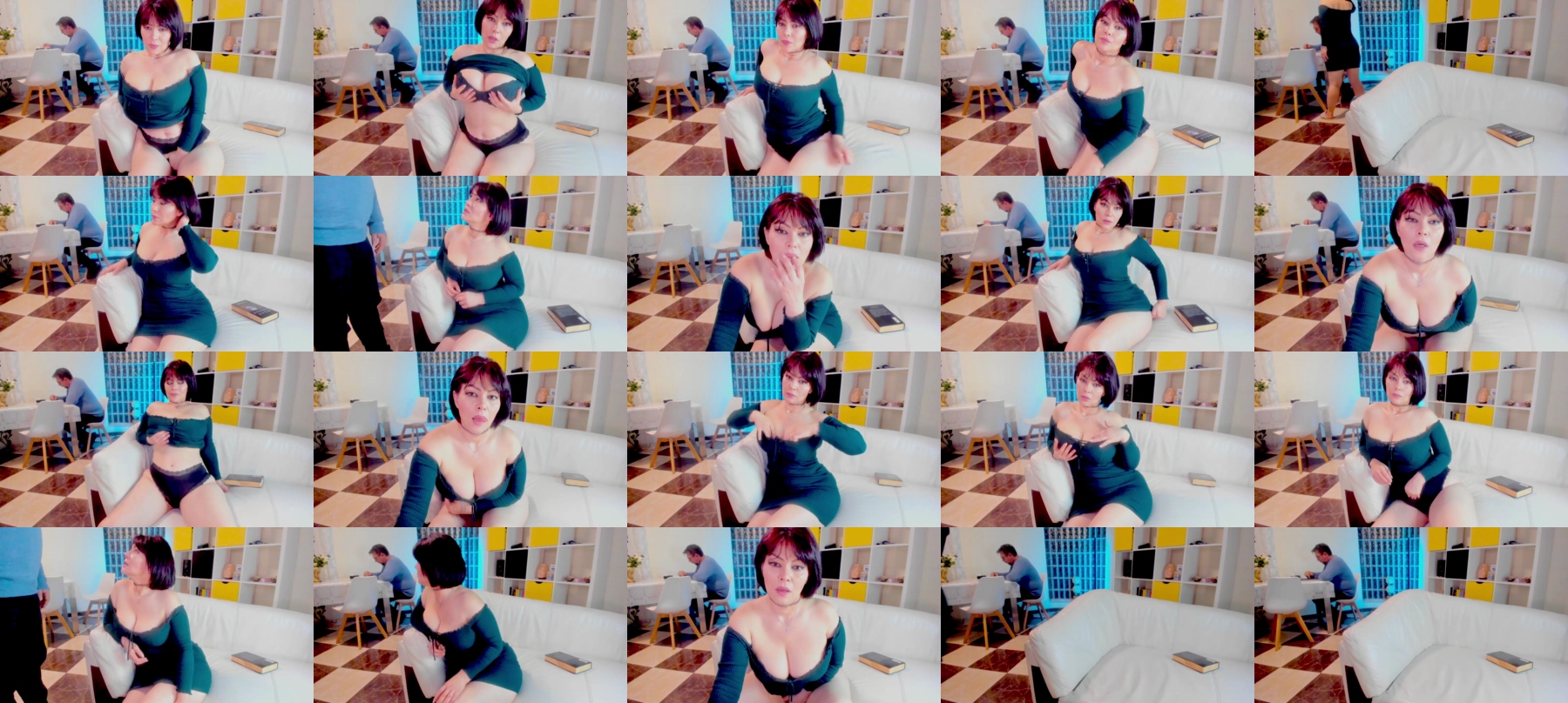 Bluebooxxx 18-12-2021 Naked 