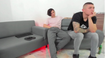 Zac_Ross  04-01-2021 video milky