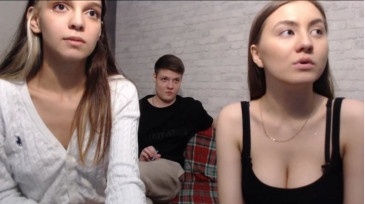 Roshelle_Xxx  05-01-2021 spank Couple