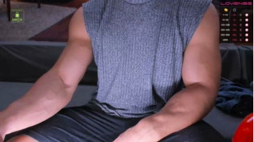 Steevemuscle  05-01-2021 video cum show