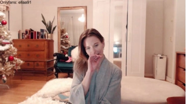 Ellaa91  06-01-2021 DEEPTHROAT Female
