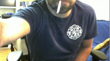 Hardworkertn  08-01-2021 video play dildo