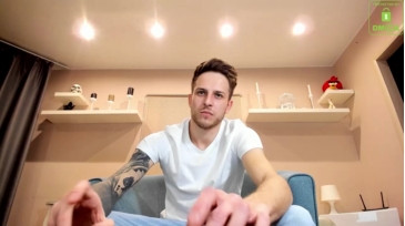 Chriscarrey  10-01-2021 video asshole