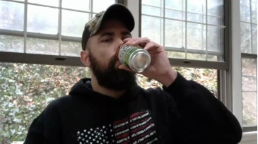 Hardworkertn  10-01-2021 video tongue