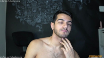 Sebastiancumsfar  11-01-2021 video spray milk