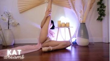 Katdreams 14-01-2021 Topless 