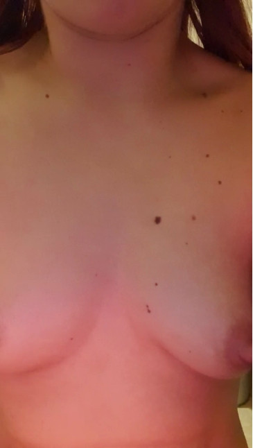 Gattinasexy69 19-01-2021 Topless 