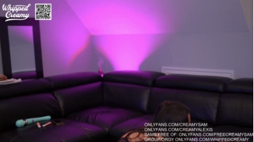Whippedcreamy  21-01-2021 kissing Couple