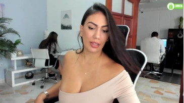 Emillybrowm  22-01-2021 naked Couple