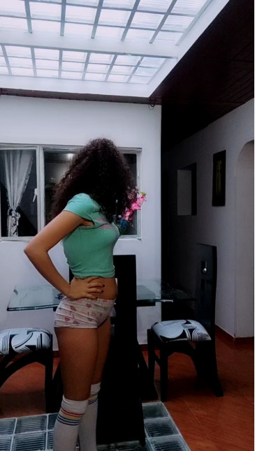 hotlatin_sexy  24-01-2021 legs Female