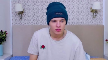 Andrewbjorn  31-01-2021 video smilebitch