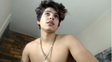 Charlie_Hotx  02-02-2021 video yang