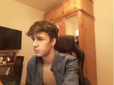 Justanormaldick69  04-02-2021 video beautylegs