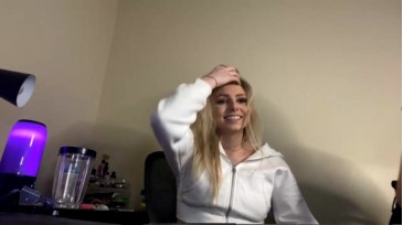 Xoxoblondieee 04-02-2021 Naked 