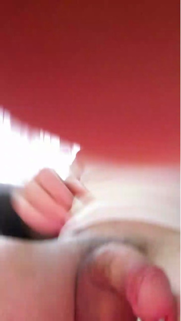 Mario84Luci  06-02-2021 Recorded Video Topless