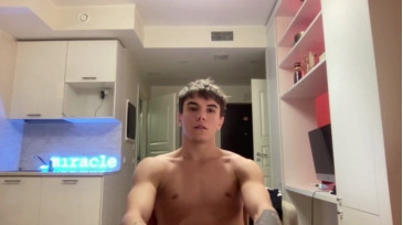 _Miracle  06-02-2021 video Flash feet